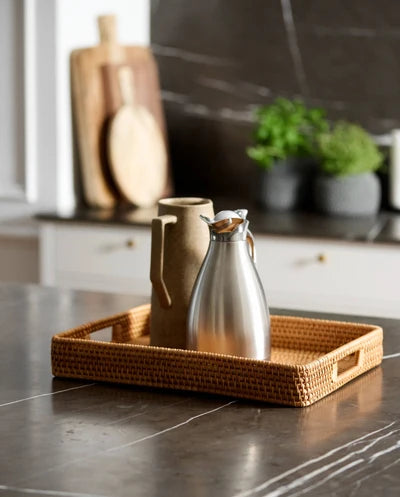 Laurus serveringsbakke i rattan